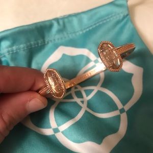 Kendra Scott bracelet